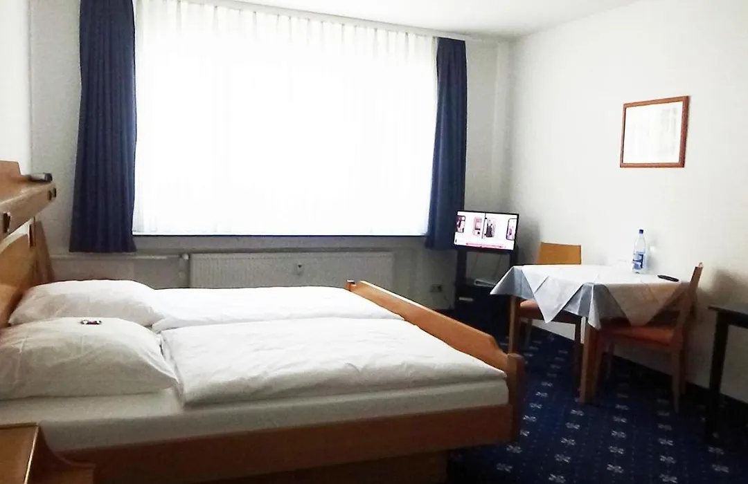 Hotel Zur Traube-1