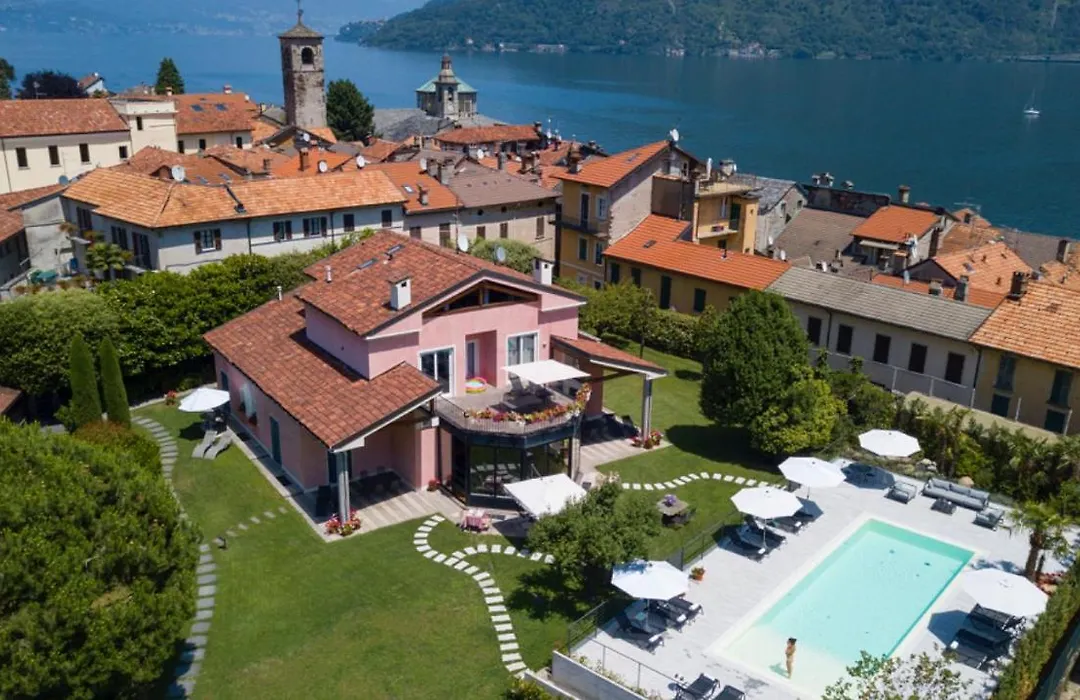 Villa Costantina With Heated Pool-1