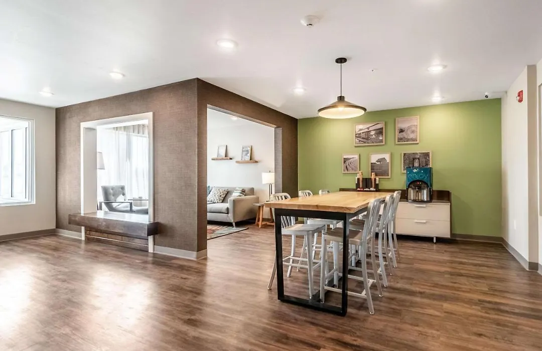 Woodspring Suites Indianapolis Zionsville-1