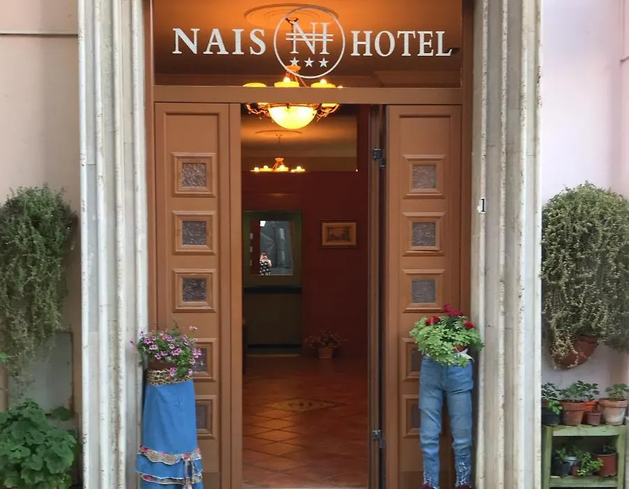 Hotel Nais-1