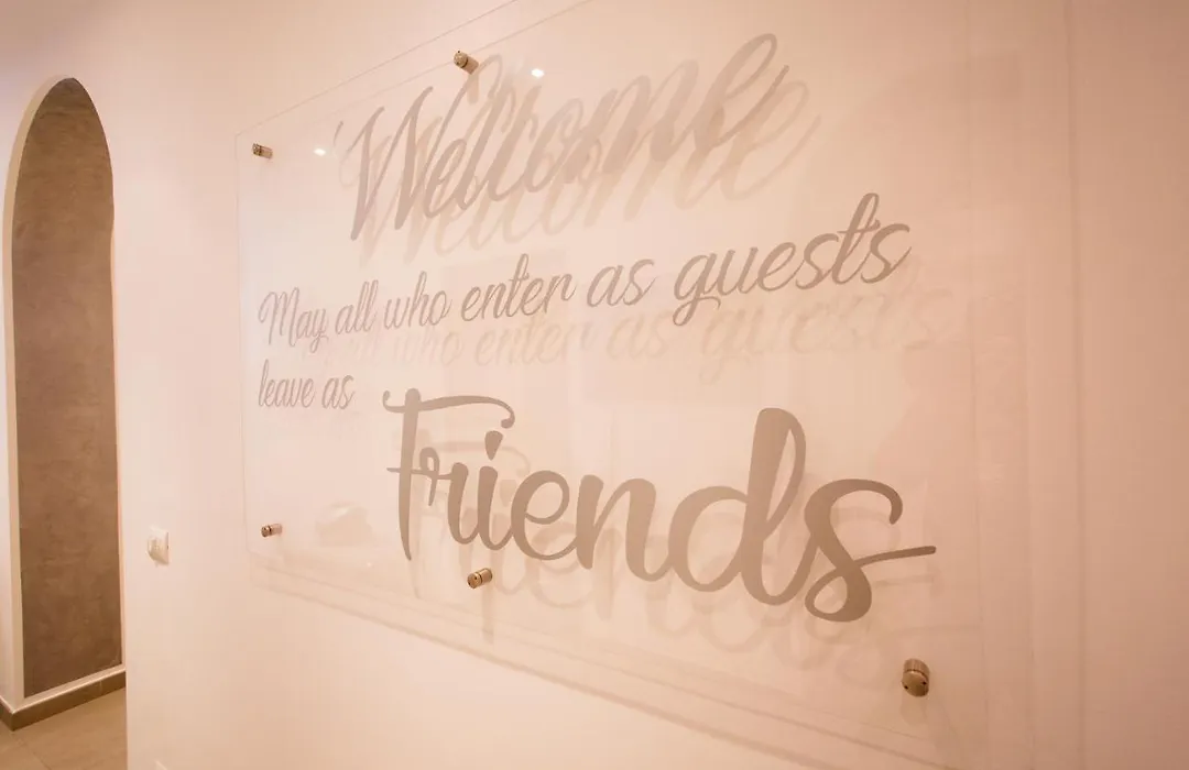 Affittacamere E Appartamenti - Rent Rooms And Apartments Le Camere Nel Corso - Adults Only-1