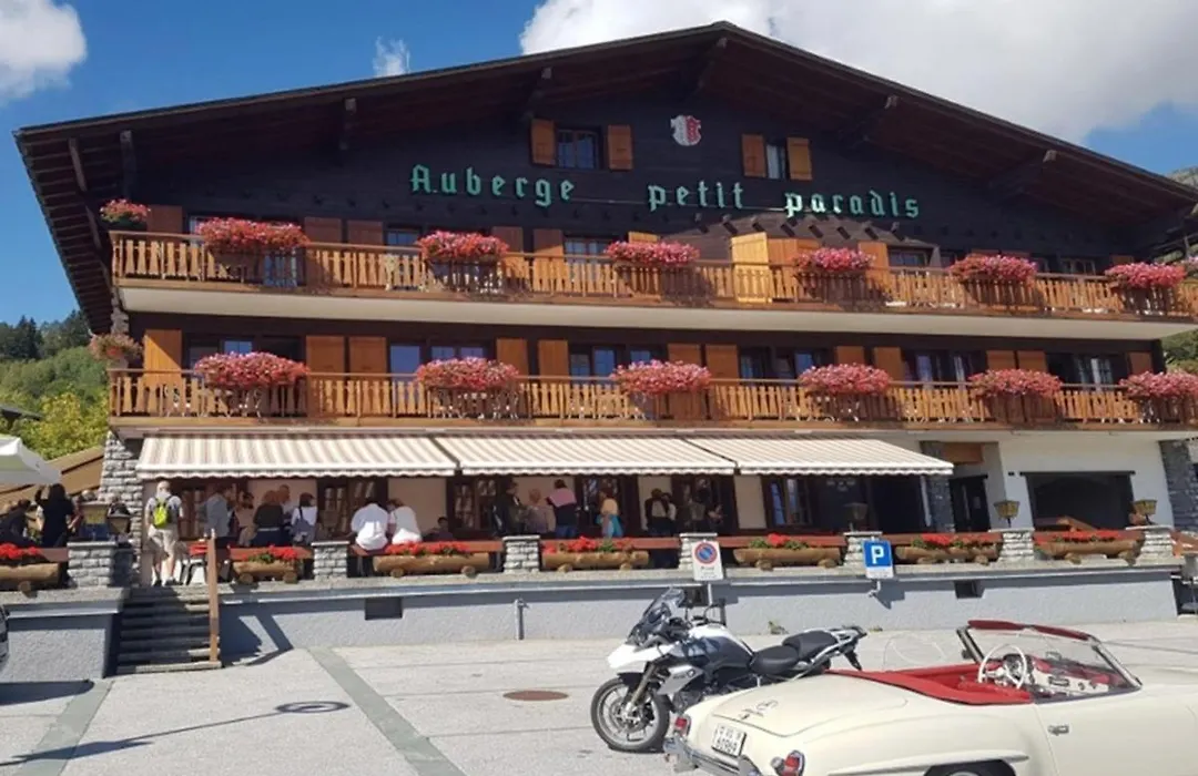 Petit Paradis-1