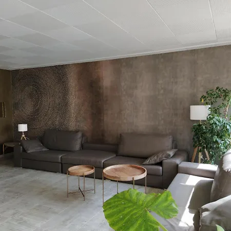 Hostal Residencia Nicolau-2