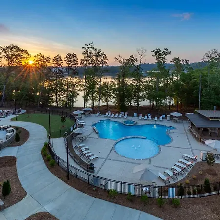 Lakeside Lodge Clemson-3