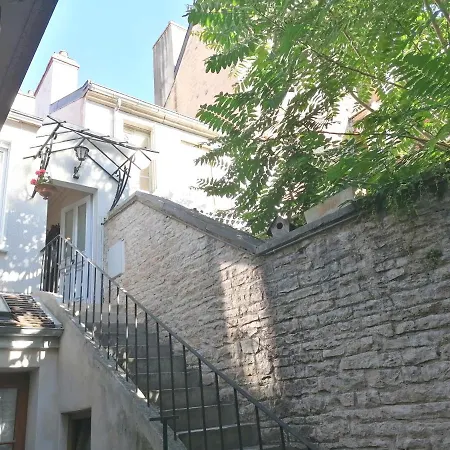 Chambre D'Hotes Le Petit Tertre-3