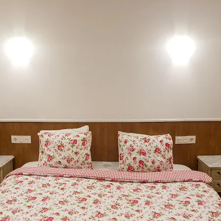 Waves Guesthouse-2