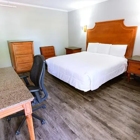 Oaks Motel Greensboro Nc-3