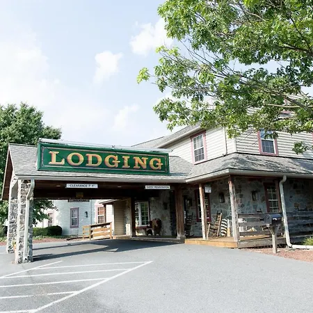 The Country Inn Of Lancaster-3