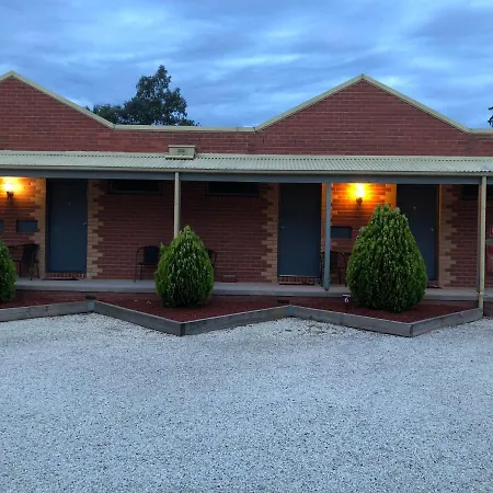 Comfort Inn Coach & Bushmans-2