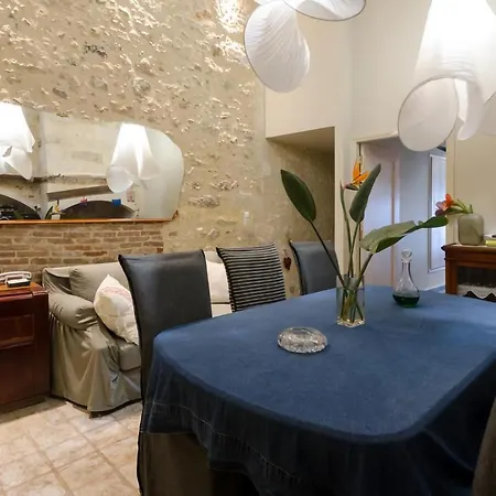 Smaragdi Boutique Hotel-2