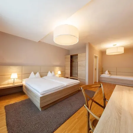 Pfeiler'S Buergerstueberl - Hotel-3