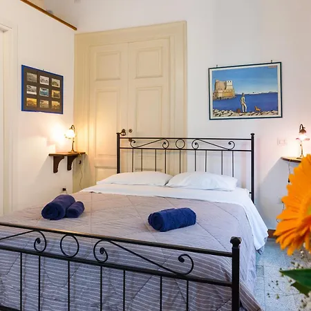 Don Pedro Rooms Vicere Di Toledo In The City Center-2