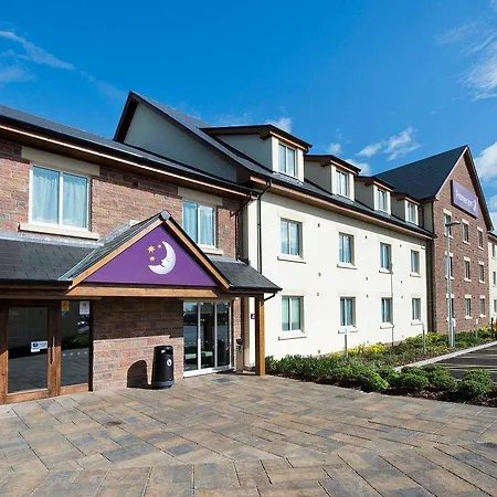Premier Inn Abergavenny-2
