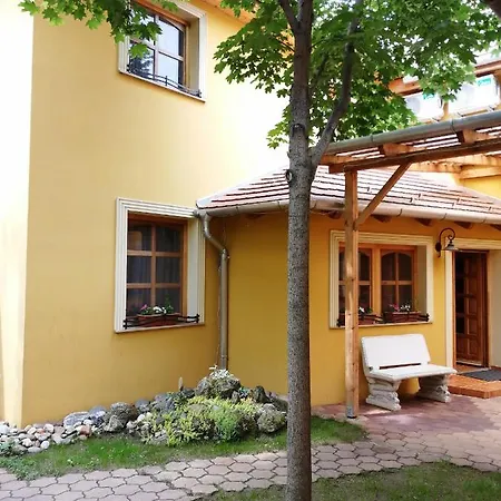 Karpatia Esztergom-3