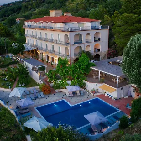Hotel Garden Riviera-3