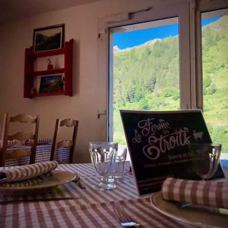 La Ferme Des Etroits-2