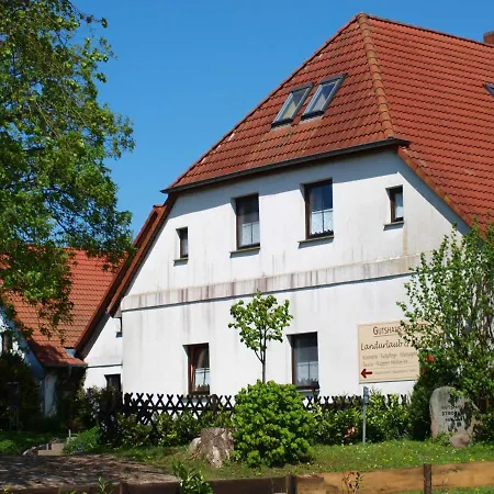 Familienfreundlicher Landurlaub im Gutshaus-3