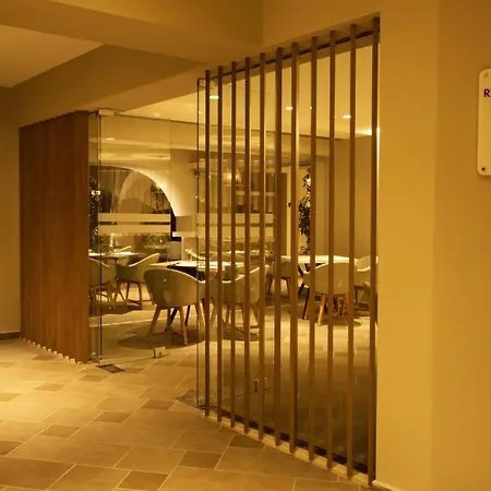 Parasol Luxury Hotel & Suites Adults Only-2