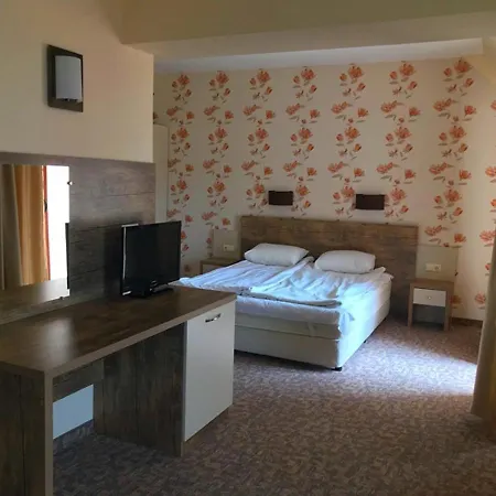 Hotel Lira-2