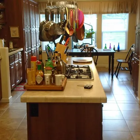 Amber Lights Bed And Breakfast (Adults Only)-2