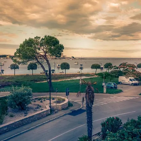 Villa Umag Seafront-2