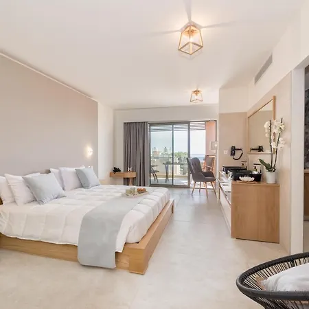 Lilium Luxury Suites-3