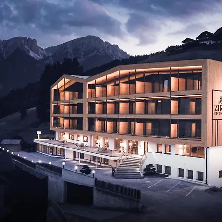 Kronplatz-Resort Berghotel Zirm-2