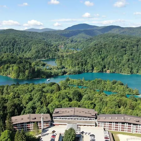 Hotel Jezero - Plitvice Lakes National Park-2
