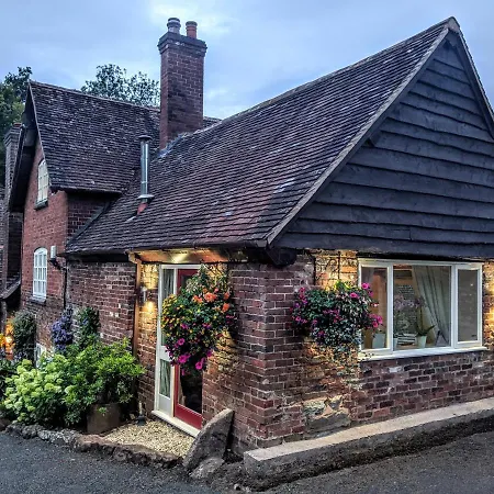 Worralls Grove Guest Farm House-3