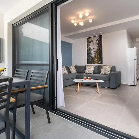 Sky Luxury Suites-2