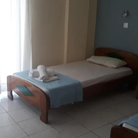 Hotel Lena-3