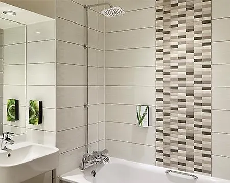 Premier Inn London Sutton-3