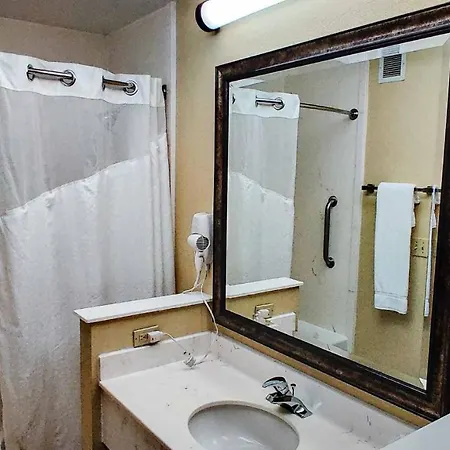 Doubletree By Hilton Owatonna-3