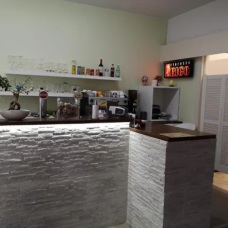 Hotel Les Acteurs-2