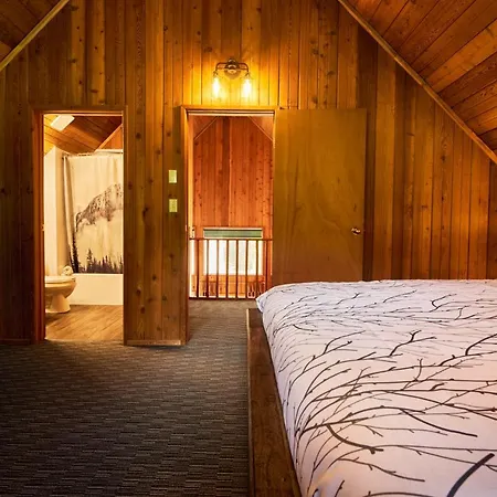 Banff Gate Mountain Resort-3