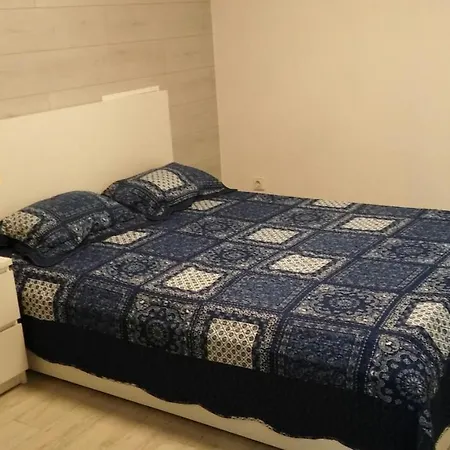 Columba Livia Guesthouse-2