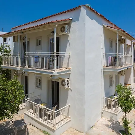 Paralia Studios-2