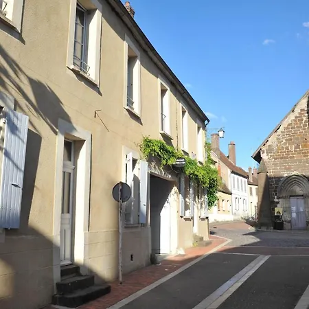 La Maison Jeanne D'Arc-3