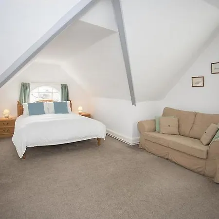 Sunnycroft-2