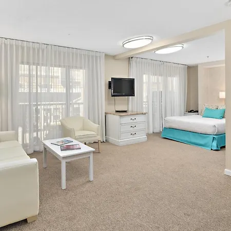 Brighton Suites Hotel-2