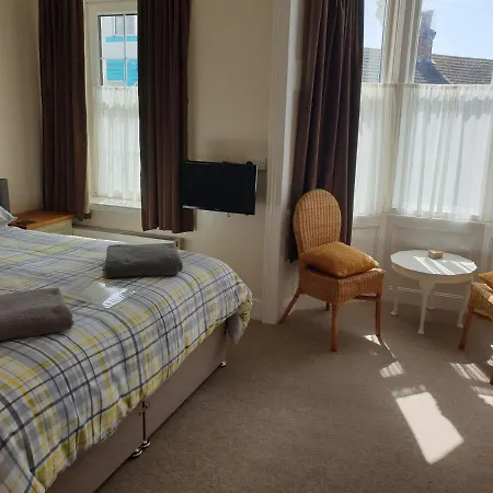 Crofton Guest House-2
