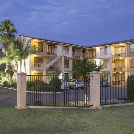 Burswood Lodge Apartments-2