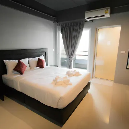 B-Black Hotel Chonburi-2