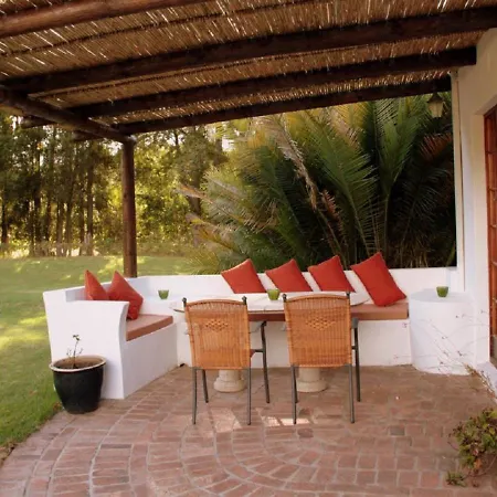 Orange-Ville Lodge & Guesthouse-2