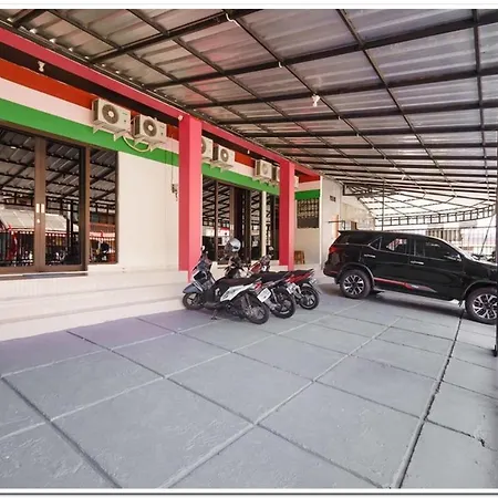 Reddoorz Near Jiexpo Kemayoran 2-3