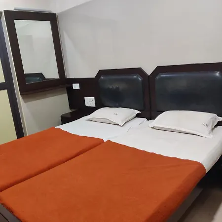 Hotel Sarada Nivas-3
