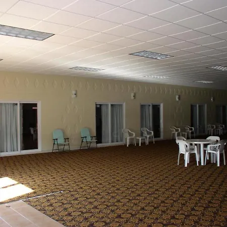 Budget Inn Fairmont-3