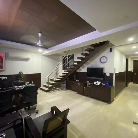 Sheesh Mahal Bed & Breakfast-2