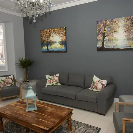 Dawson Manor Guest House-2
