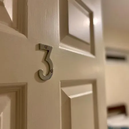 Parkstone Guest House-2